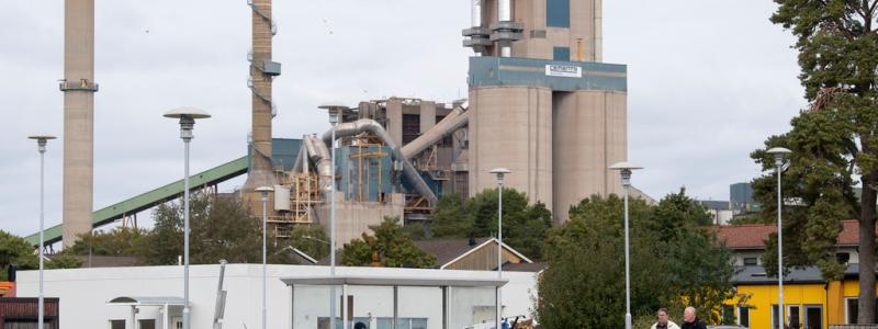 Fredrik Sandberg/TT: Cementas cementfabrik i Slite på Gotland. Arkivbild.