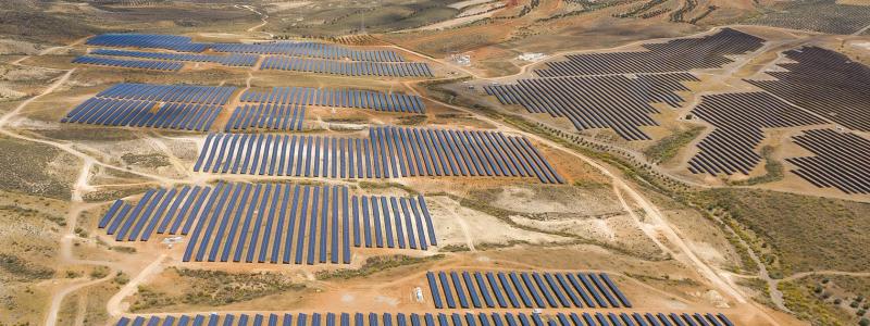 AQuila Capital och Alpiq tecknade ett 5-års samarbetsavtal om parternas 50 megawatt starka solpark i Almeria. Foto: Aquila Capital