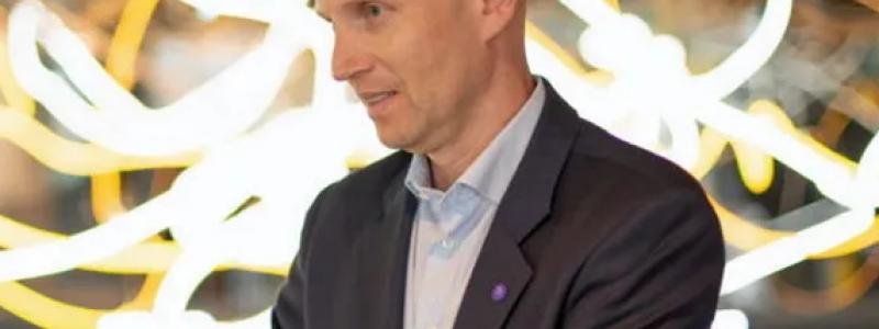 Nels VD Håkon Volldal kommenterade situationen under World Hydrogen Week i Köpenhamn: – Självklart hade vi velat att projektet skulle fortsätta som planerat. Det kan fortfarande gå vidare, men eftersom det är försenat, är det inte vettigt att ha ett kapacitetsreservationsavtal på kort sikt. Foto: Nel