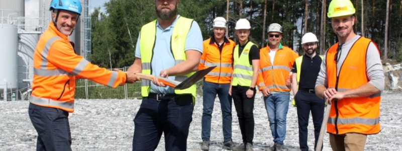 Från vänster: Magnus Hamnér, Ragn-Sells, Jonas Persson, AF Bygg Syd, Anders Gustafson, Ragn-Sells, Hugo Jönsson, AF Bygg Syd, Stefan Wahlberg, Ragn-Sells, Eray Eryilmaz, Vilokan och Erik Gustafsson, Ragn-Sells. Foto: Ragn-Sells