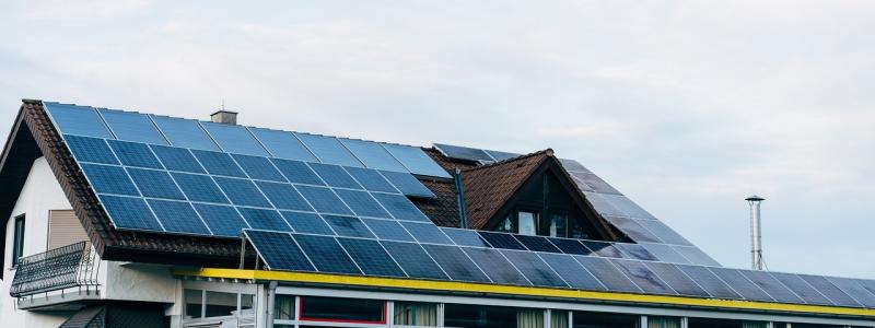 Den minskade efterfrågan från hushåll är en utmaning för solenergiföretag som tidigare fokuserat på denna marknad. Foto: Creative Commons Lc. Pixabay