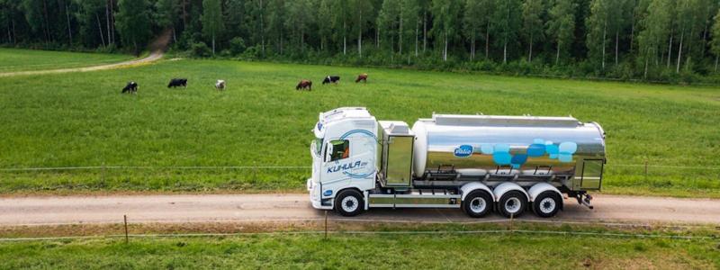 Ledande finska livsmedelskoncernen Valio planerar att öka användningen av biogas i sin logistik. Även Atria kommer att successivt övergå till biogasdrivna fordon, vilket är ett steg i deras strategi att minska klimatavtrycket. Foto: Valio