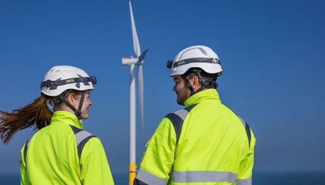 Ørsted kommer att bygga både Hornsea 3 och Hornsea 4 samt de tillhörande transmissionsanläggningarna, inklusive både havs- och landbaserade transformatorstationer och exportkablar. Efter att projekten är färdigställda kommer transmissionsanläggningarna att säljas till en ny ägare i enlighet med brittiska regler. Foto: Ørsted