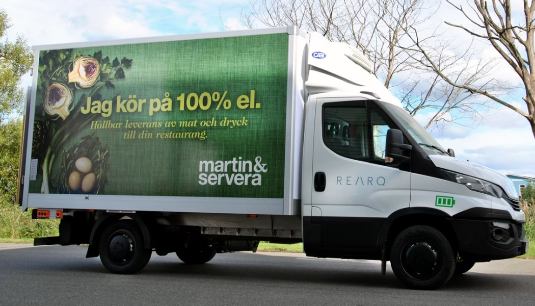 Konverteringen från diesel till eldrift sker genom att befintlig drivlina byts ut mot en elektrisk. Foto: Martin & Servera