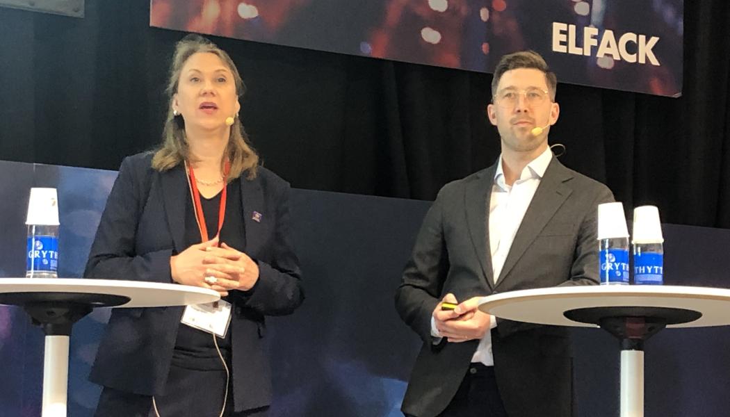 Anna Werner, vd för Svensk Solenergi och Ludvig Bydén, verksamhetsutvecklare, föreläste om fördelen med batterier till solcellsanläggningar på årets upplaga av Elfackmässan i Göteborg. Foto Anders Carlsson
