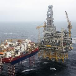 Carina Johansen/NTB/TT: Trots att storbankernas stöd till fossilbolag minskat rejält, fortsätter de att låna ut till olje- och gas-bolag som vill expandera sin verksamhet. Arkivbild.