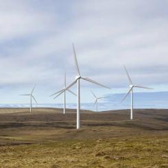 Energy Isles Wind Farm är ett vindkraftsprojekt med 18 turbiner som ligger på ön Yell i Shetland. Projektet godkändes av den skotska regeringen i oktober 2023. Bild: Statkraft
