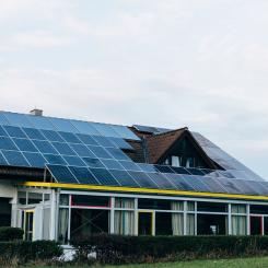 Den minskade efterfrågan från hushåll är en utmaning för solenergiföretag som tidigare fokuserat på denna marknad. Foto: Creative Commons Lc. Pixabay