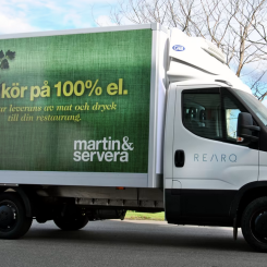 Konverteringen från diesel till eldrift sker genom att befintlig drivlina byts ut mot en elektrisk. Foto: Martin & Servera