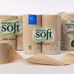 Det som skiljer Tescos återvunna pappersprodukter åt är deras naturliga beige färg, eftersom de är obehandlade, vilket eliminerar behovet av starka kemikalier. Foto: Tesco