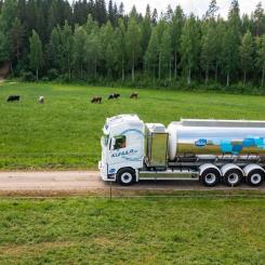 Ledande finska livsmedelskoncernen Valio planerar att öka användningen av biogas i sin logistik. Även Atria kommer att successivt övergå till biogasdrivna fordon, vilket är ett steg i deras strategi att minska klimatavtrycket. Foto: Valio
