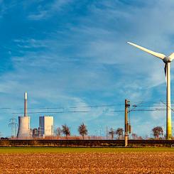 Problemet i dag, menar representanter för tysk industri, är att för mycket grön el produceras på fel ställen – vilket leder till att anläggningarna konkurrerar ut varandra. Foto: Creative Commons Lic, kredit: muenzi1958